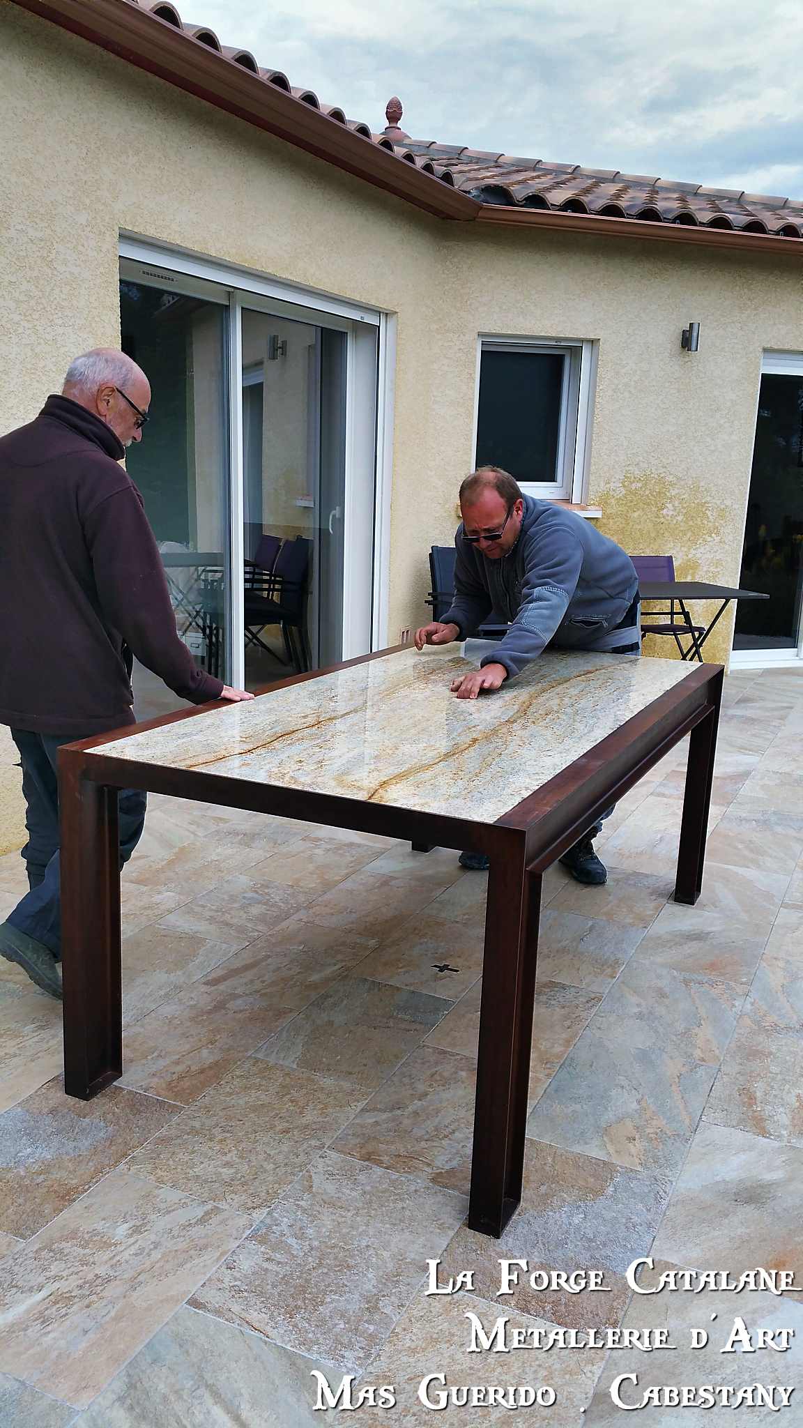 pietement IPN table exterieur pied rouillé fer Forge Catalane Cabestany.jpg